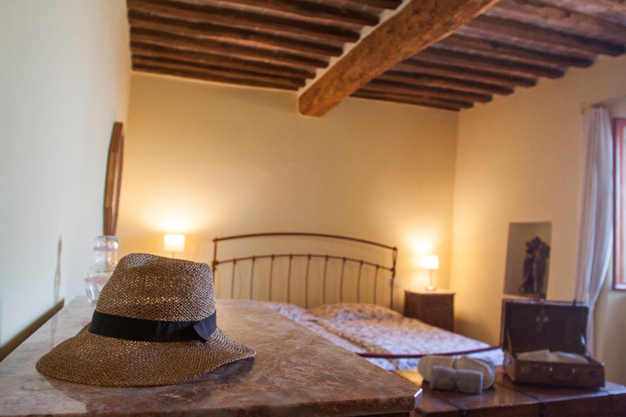 Podere Piazza Casa Dell'Arcivescovo Siena Luaran gambar