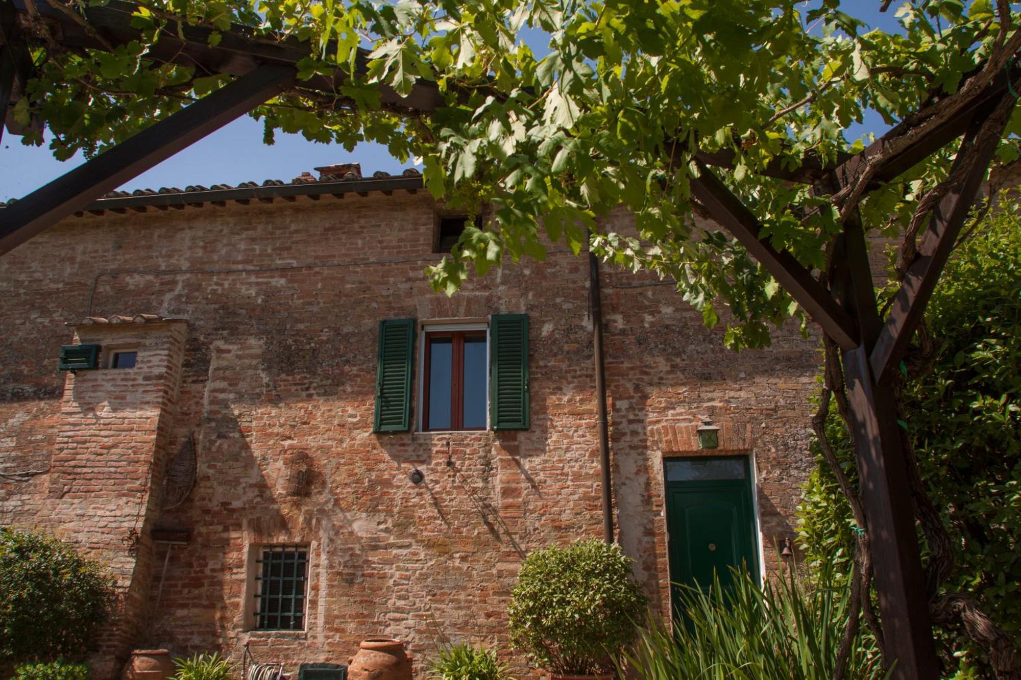 Podere Piazza Casa Dell'Arcivescovo Siena Luaran gambar