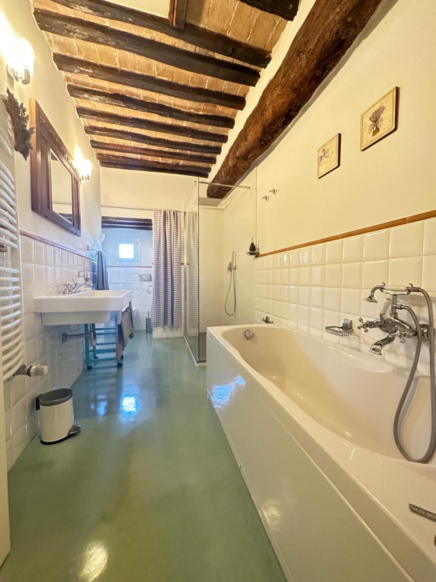 Podere Piazza Casa Dell'Arcivescovo Siena Luaran gambar